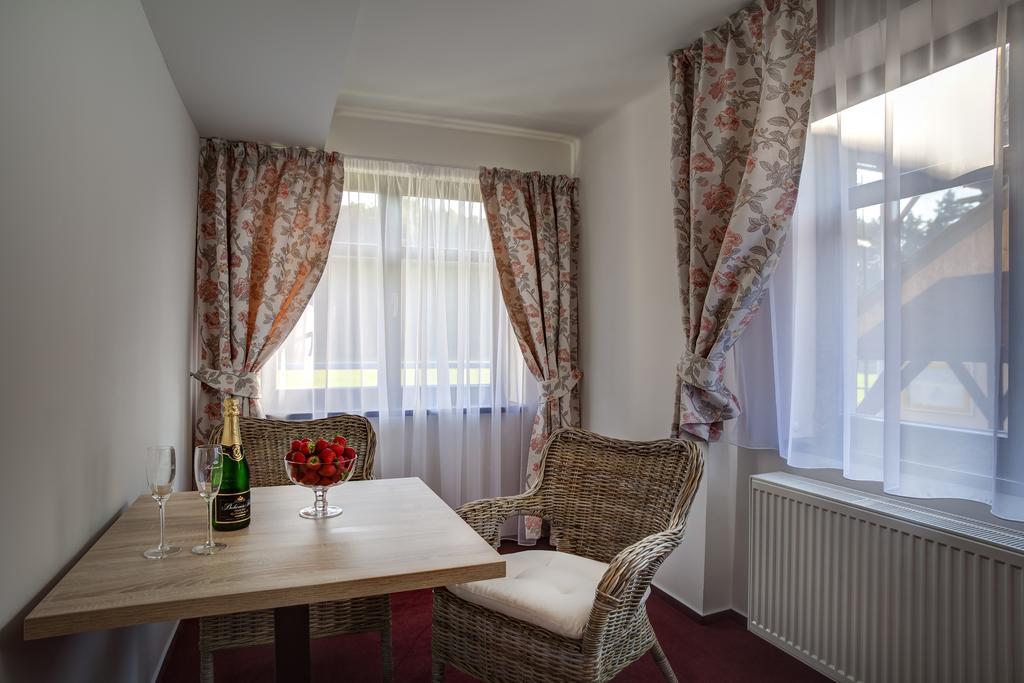 Penzion Obora Poděbrady Habitación foto