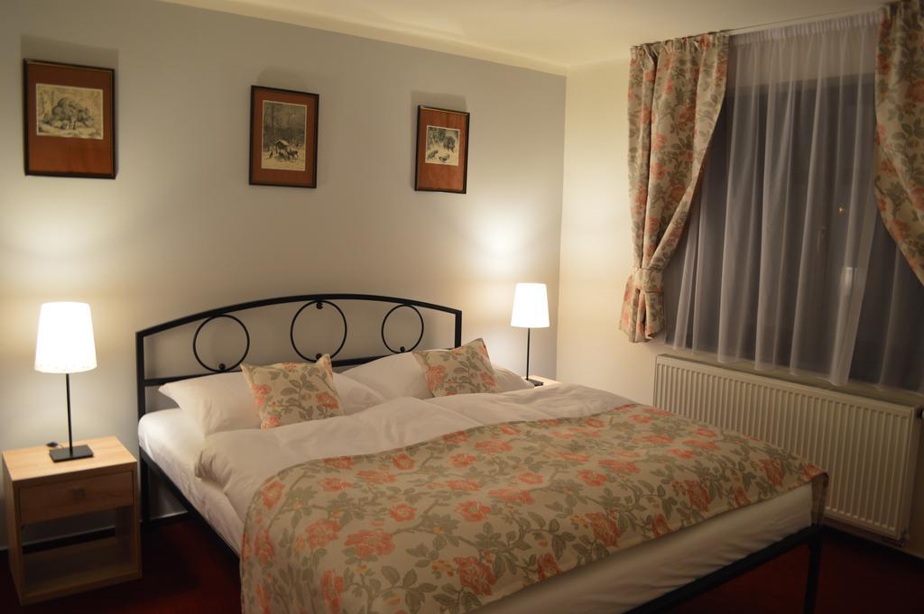 Penzion Obora Poděbrady Habitación foto