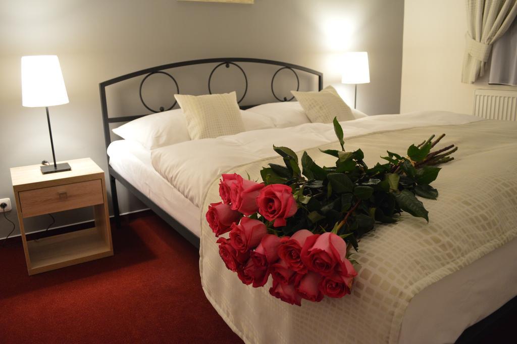 Penzion Obora Poděbrady Habitación foto